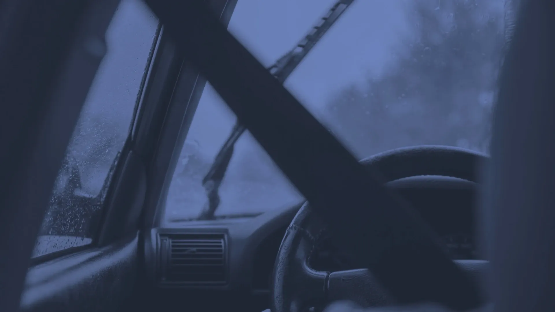 Transparente und unabhängige Kfz Gutachten Autositz mit Sicherheitsgut aus Sicht von Rückbank